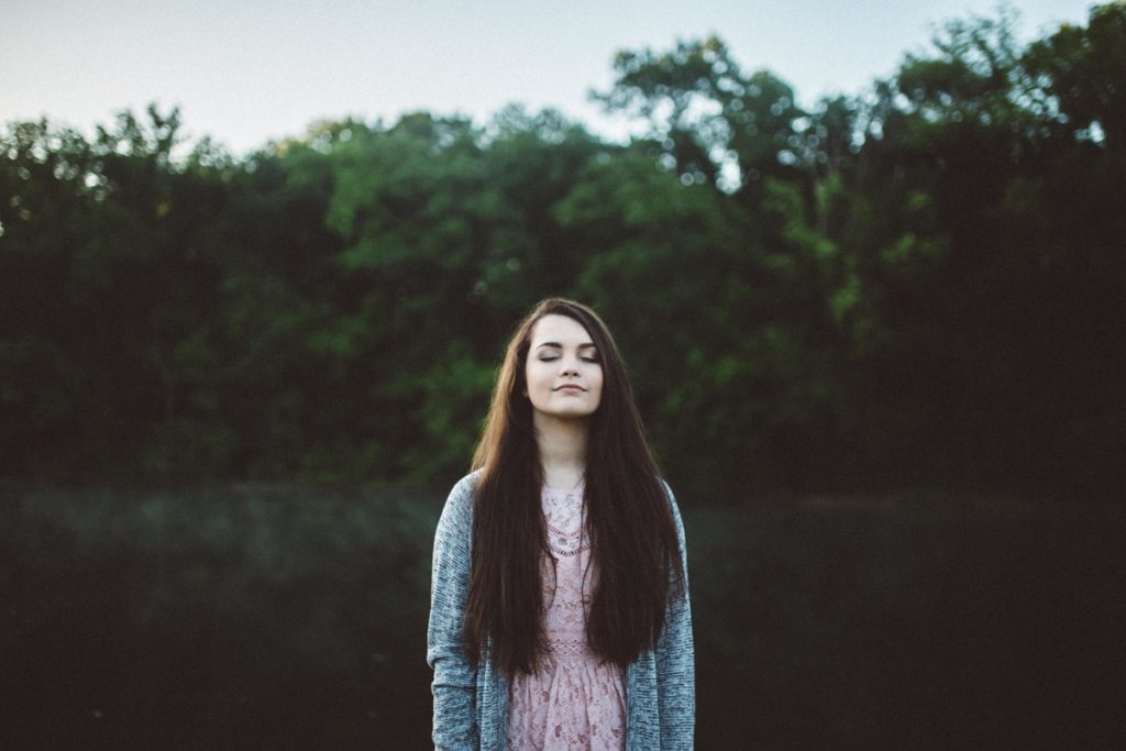 Struggle with Fear? Here are 5 Precious Promises from God